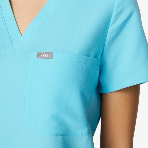 *LAST ONE!* XL Catarina One Pocket Top, Neon Blue - Picture 4 of 8